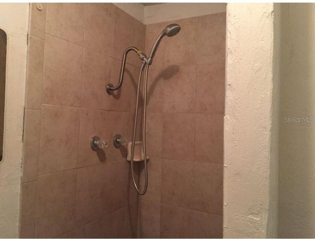 226 WILDWOOD AVENUE, Edgewater, FL 32132