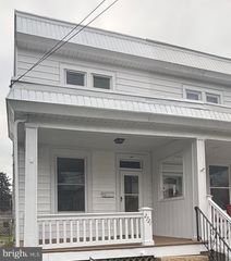 2721 BANKS ST, Harrisburg, PA 17103