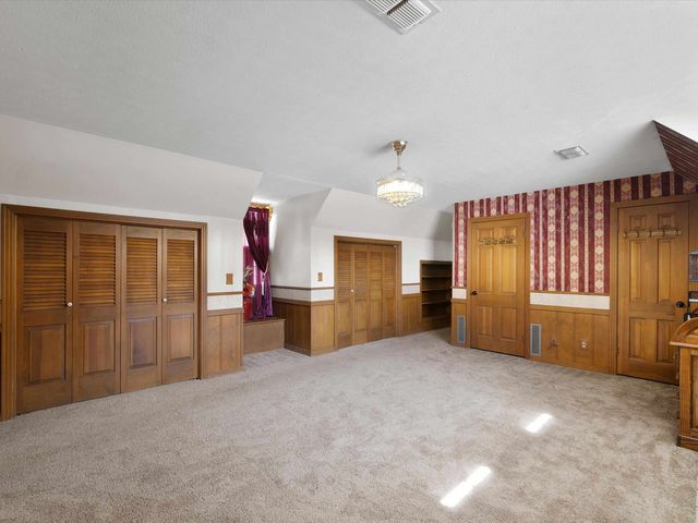 809 Madelaine Dr, Gilmer, TX 75644