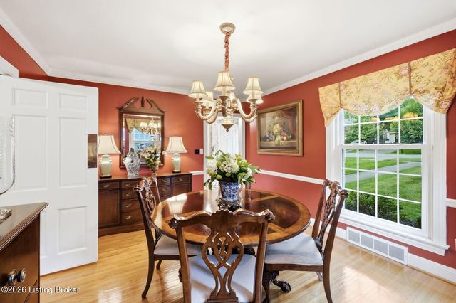 2409 Valletta Rd, Louisville, KY 40205