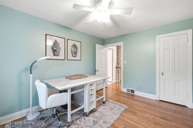 2409 Valletta Rd, Louisville, KY 40205