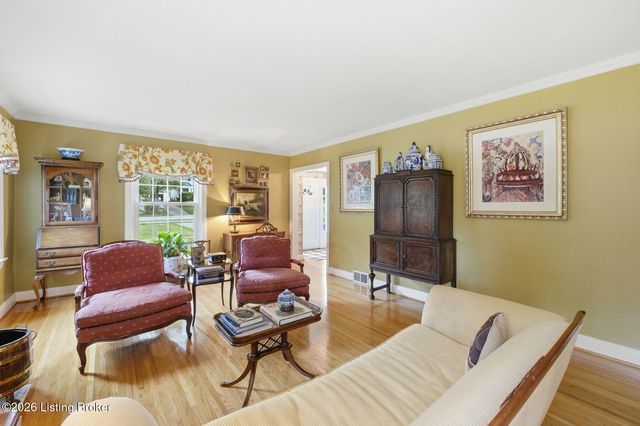 2409 Valletta Rd, Louisville, KY 40205