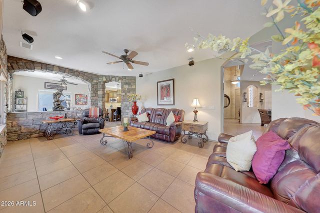 25767 N 67TH Drive, Peoria, AZ 85383