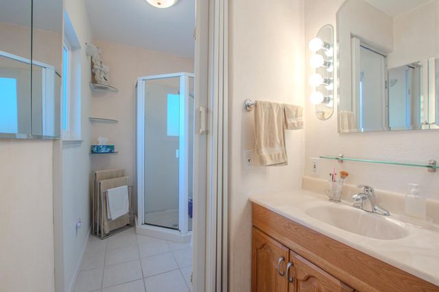 216 S Amador St, Ione, CA 95640