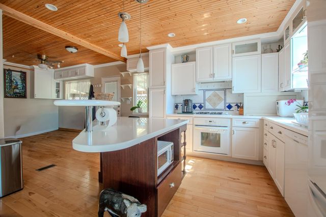 216 S Amador St, Ione, CA 95640