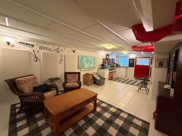 216 S Amador St, Ione, CA 95640