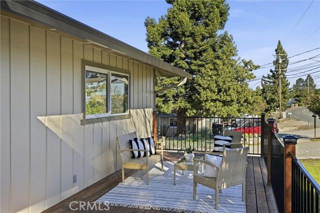 10496 Fairway Place, Kelseyville, CA 95451