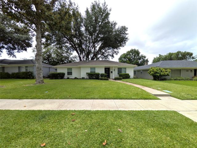 1400 Oakhill Drive, Plano, TX 75075