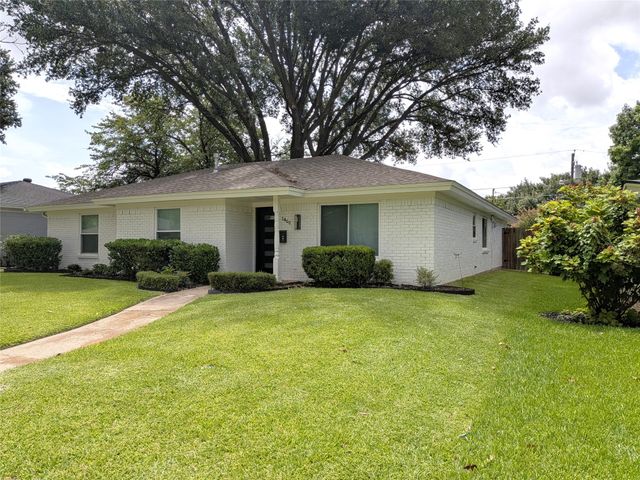 1400 Oakhill Drive, Plano, TX 75075
