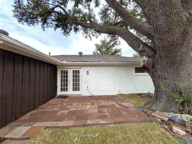 1400 Oakhill Drive, Plano, TX 75075