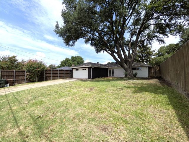 1400 Oakhill Drive, Plano, TX 75075