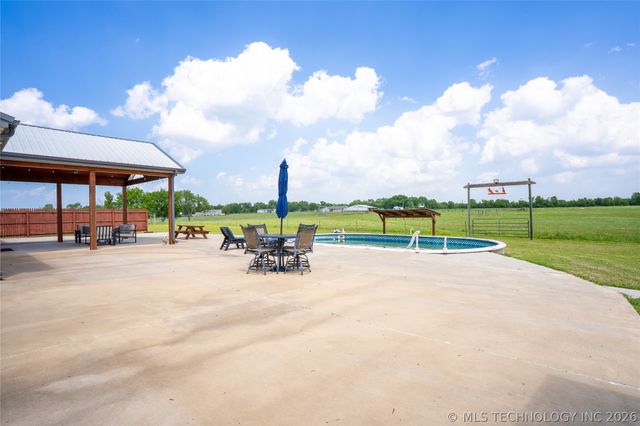 14505 S Deer Creek Road, Claremore, OK 74017