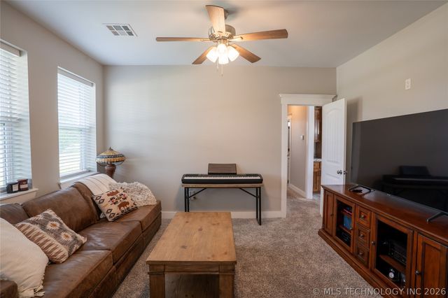 14505 S Deer Creek Road, Claremore, OK 74017