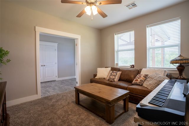 14505 S Deer Creek Road, Claremore, OK 74017