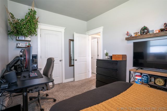 14505 S Deer Creek Road, Claremore, OK 74017