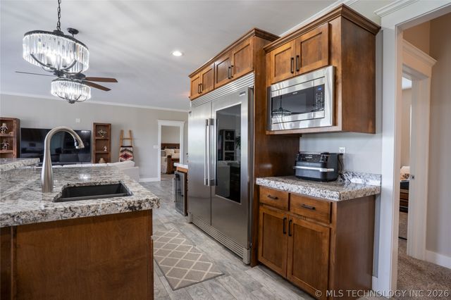 14505 S Deer Creek Road, Claremore, OK 74017