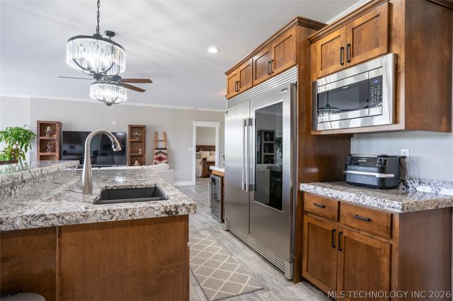 14505 S Deer Creek Road, Claremore, OK 74017