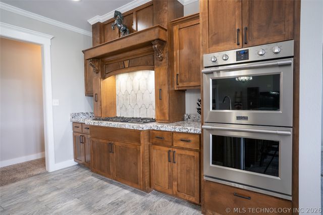 14505 S Deer Creek Road, Claremore, OK 74017