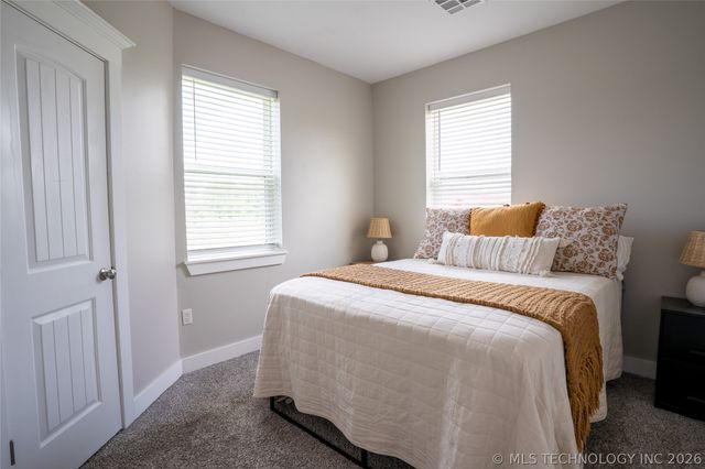 14505 S Deer Creek Road, Claremore, OK 74017
