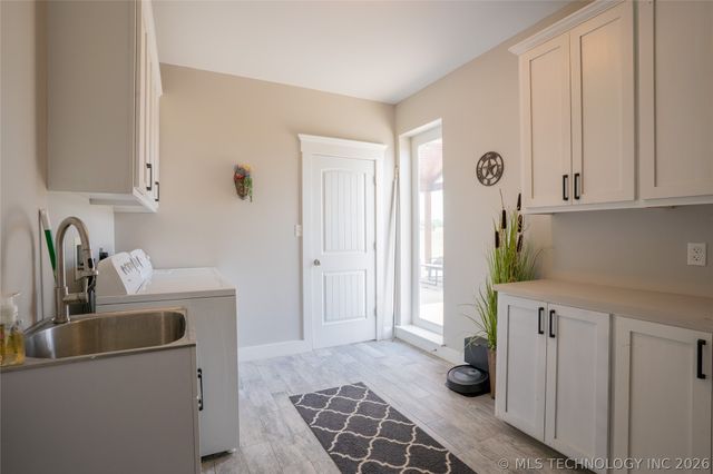 14505 S Deer Creek Road, Claremore, OK 74017
