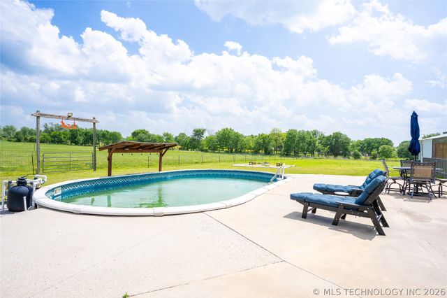14505 S Deer Creek Road, Claremore, OK 74017