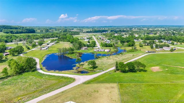 14505 S Deer Creek Road, Claremore, OK 74017