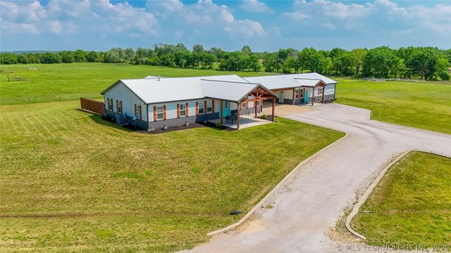14505 S Deer Creek Road, Claremore, OK 74017