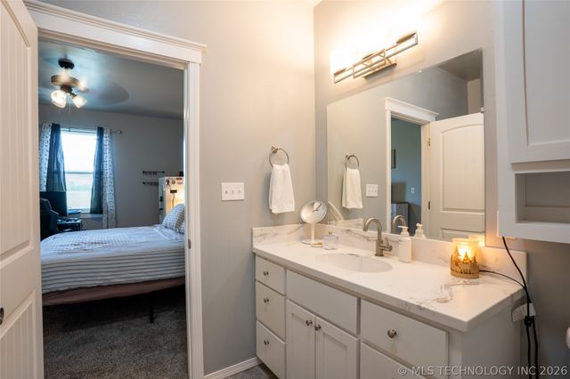 14505 S Deer Creek Road, Claremore, OK 74017