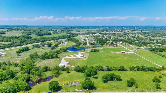 14505 S Deer Creek Road, Claremore, OK 74017