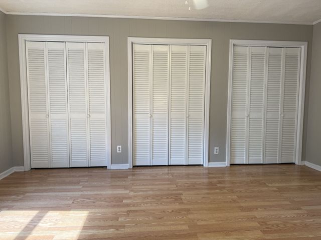 101 Lake Circle Dr, Dickson, TN 37055