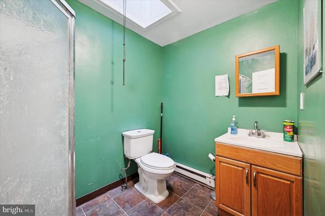 121 W GIRARD AVE, Philadelphia, PA 19123