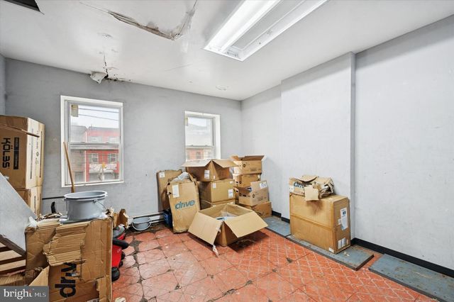 121 W GIRARD AVE, Philadelphia, PA 19123