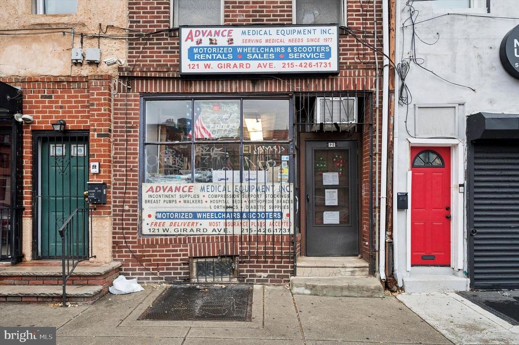 121 W GIRARD AVE, Philadelphia, PA 19123