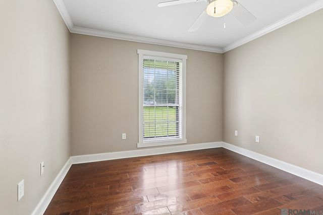 10895 Hooper Rd, Baton Rouge, LA 70818