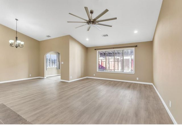 3505 Havenwood Way, Ceres, CA 95307