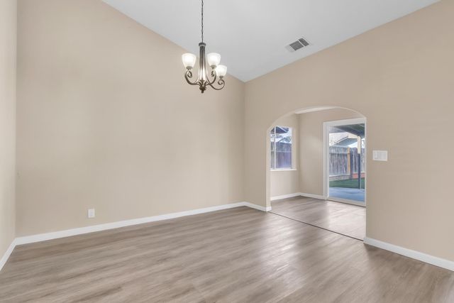 3505 Havenwood Way, Ceres, CA 95307