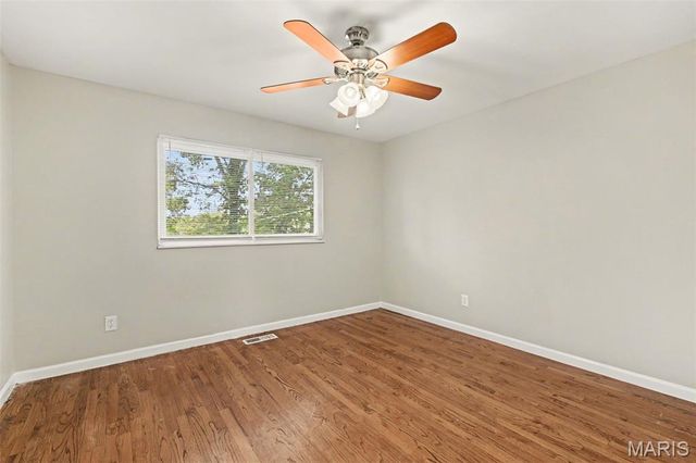 12115 Wensley Road, Florissant, MO 63033