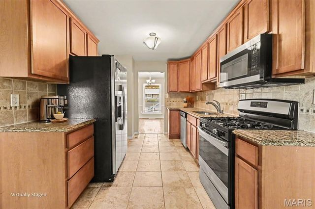 12115 Wensley Road, Florissant, MO 63033