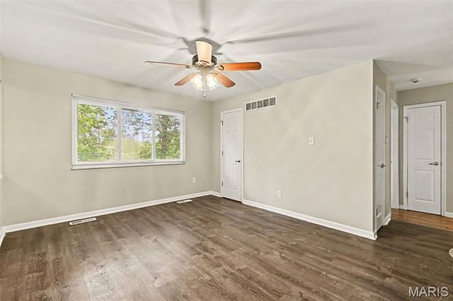 12115 Wensley Road, Florissant, MO 63033