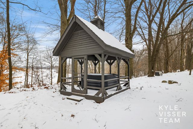 10479 Braska Drive Se, Bowne Twp, MI 49333