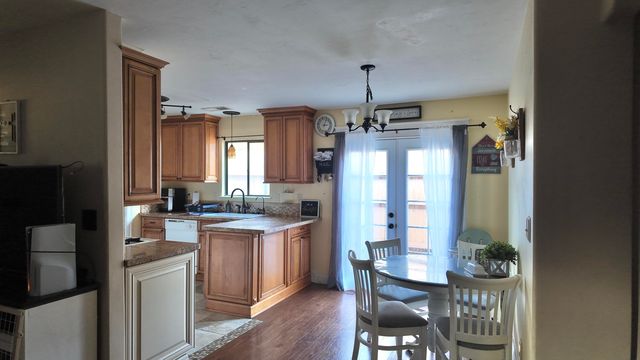 48 N Leggett Street, Porterville, CA 93257