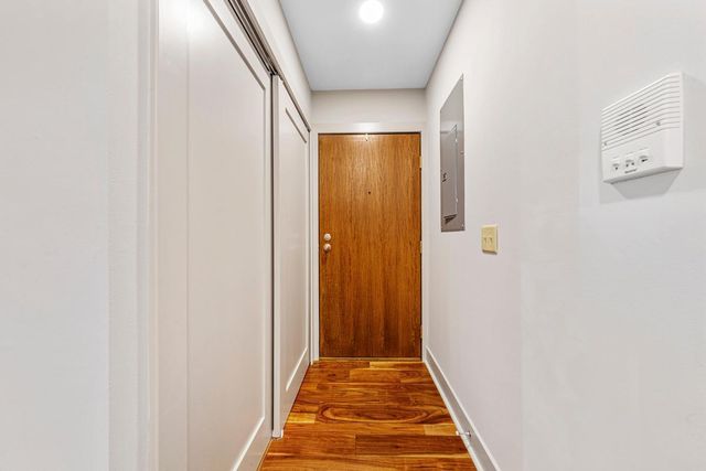 6337 Alderwood Circle B, Woodbury, MN 55125