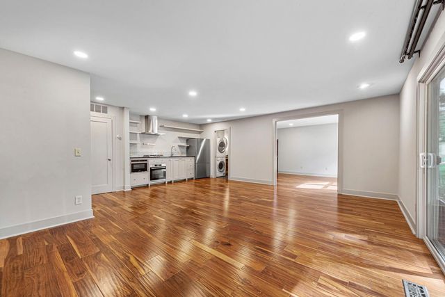 6337 Alderwood Circle B, Woodbury, MN 55125