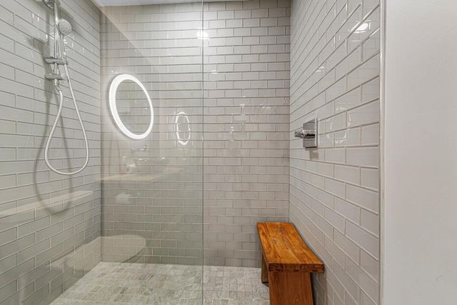 6337 Alderwood Circle B, Woodbury, MN 55125