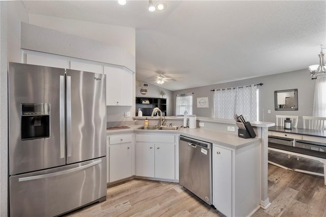 3318 MERLOT DRIVE, Lakeland, FL 33811