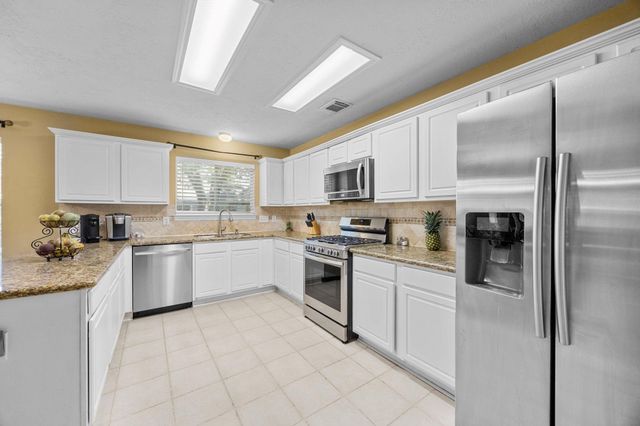 18414 Atasca Woods Way, Humble, TX 77346