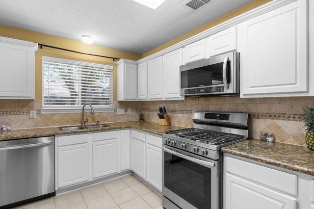 18414 Atasca Woods Way, Humble, TX 77346