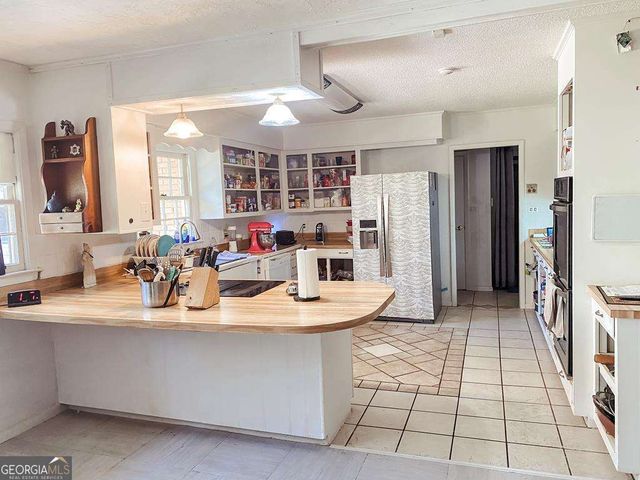 172 W Leo Trapnell Avenue, Lyons, GA 30436