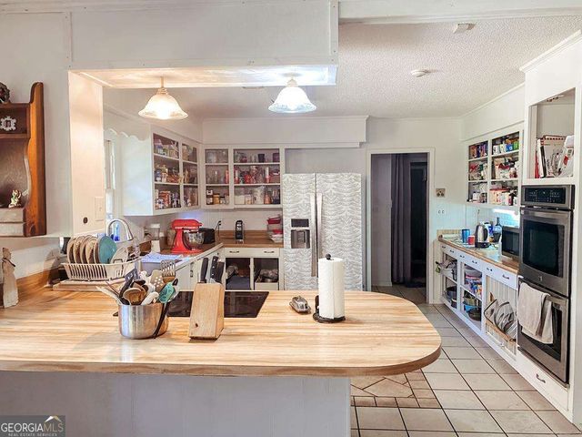172 W Leo Trapnell Avenue, Lyons, GA 30436