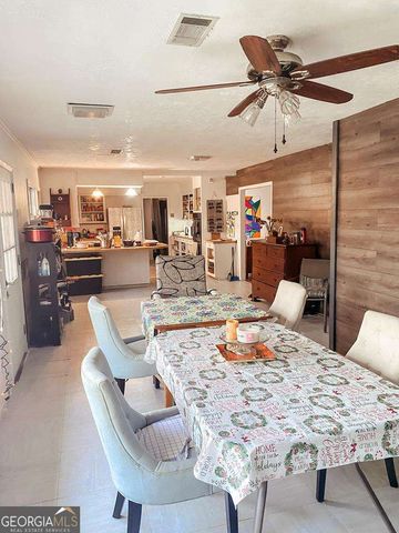 172 W Leo Trapnell Avenue, Lyons, GA 30436